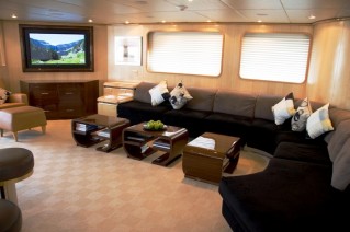 Maverick II Salon